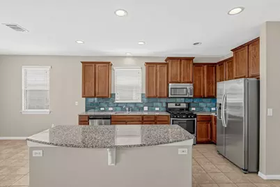 266 Twisted Oaks Lane, Buda, TX 78610 - Photo 8