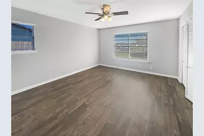 1105 E 17th Street, Georgetown, TX 78626 - Photo 14