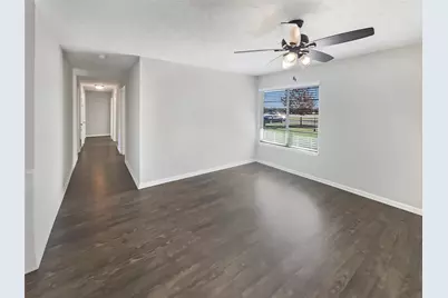 1105 E 17th Street, Georgetown, TX 78626 - Photo 8
