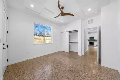 512 W Saint Johns Avenue #B (back unit), Austin, TX 78752 - Photo 8