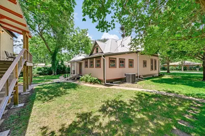 506 Gresham Street, Smithville, TX 78957 - Photo 30