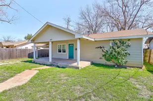 405 S Pine St, Georgetown, TX 78626 - Photo 2