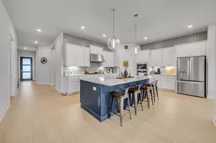 8517 Grenadier Dr, Austin, TX 78738 - Photo 6