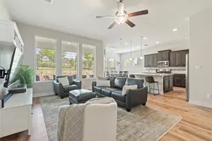 953 Vista Gardens Dr, Buda, TX 78610 - Photo 2