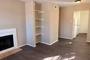 2008 E Stassney Ln, Austin, TX 78744 - Photo 6