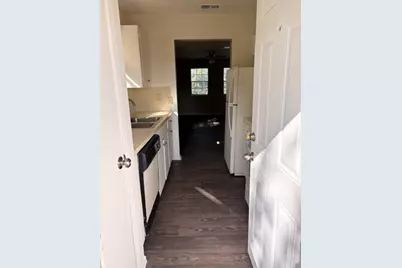 2008 E Stassney Lane #B, Austin, TX 78744 - Photo 2
