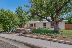 1308 Broadmoor Dr, Austin, TX 78723 - Photo 1
