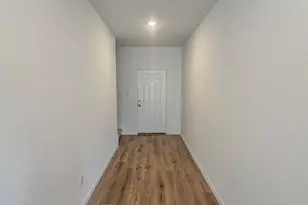 254 The Bad Wy, Jarrell, TX 76537 - Photo 6