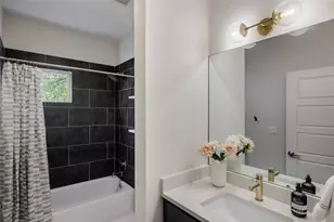 1205 McKinley Ave, Austin, TX 78702 - Photo 18