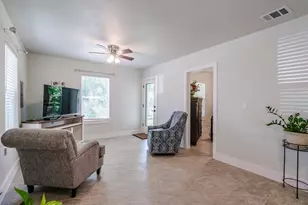 1104 Perry Rd, Austin, TX 78721 - Photo 6
