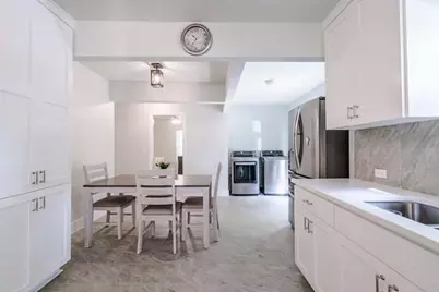 1104 Perry Road, Austin, TX 78721 - Photo 2