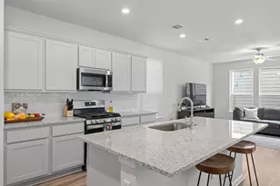 313 Toddy Wy, Leander, TX 78641 - Photo 14