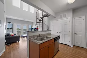 2502 Leon St, Austin, TX 78705 - Photo 4