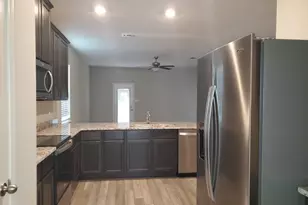 136 Constitution St, Liberty Hill, TX 78642 - Photo 8