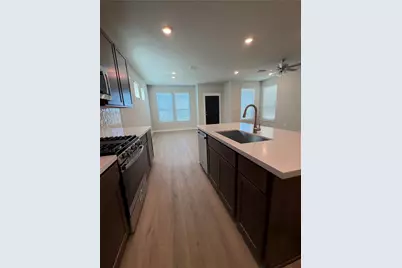 136 Hartson Drive, Taylor, TX 76574 - Photo 2