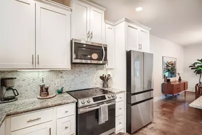 21825 Briarcliff Drive, Briarcliff, TX 78669 - Photo 8