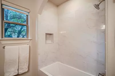 21825 Briarcliff Drive, Briarcliff, TX 78669 - Photo 16