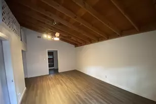 1000 Linscomb Dr, Austin, TX 78734 - Photo 6