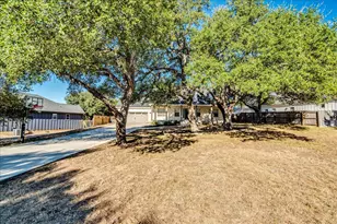7 Cripple Creek Ct, Wimberley, TX 78676 - Photo 4