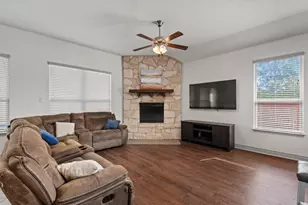 19301 Melwas Way, Pflugerville, TX 78660 - Photo 4