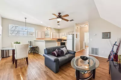 419 W San Antonio Street, Lockhart, TX 78644 - Photo 30