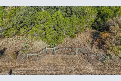 1306 Thousand Oaks Loop, San Marcos, TX 78666 - Photo 2