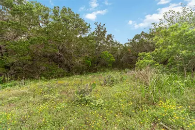 1306 Thousand Oaks Loop, San Marcos, TX 78666 - Photo 20