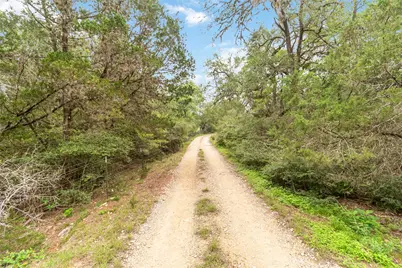 1306 Thousand Oaks Loop, San Marcos, TX 78666 - Photo 36