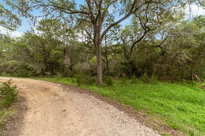 1306 Thousand Oaks Loop, San Marcos, TX 78666 - Photo 8