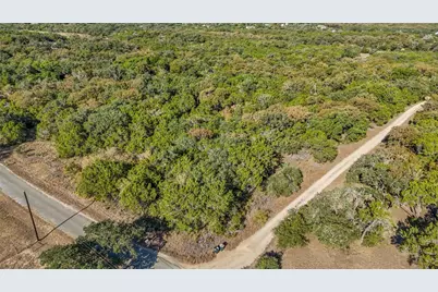 1306 Thousand Oaks Loop, San Marcos, TX 78666 - Photo 8