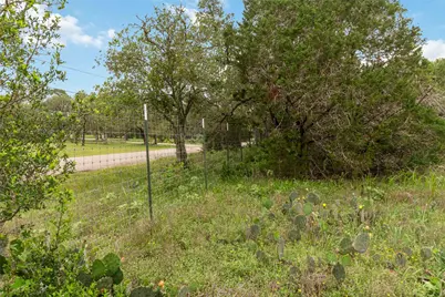 1306 Thousand Oaks Loop, San Marcos, TX 78666 - Photo 12