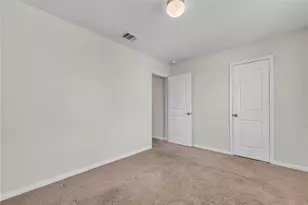 5021 Cressler Ln, Jarrell, TX 76537 - Photo 20