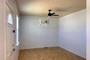 251 Zimmerman Ave, Bastrop, TX 78602 - Photo 2