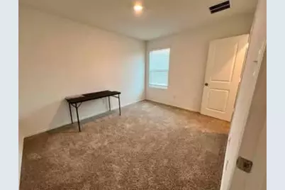420 Halfmoon Drive, Lockhart, TX 78644 - Photo 12