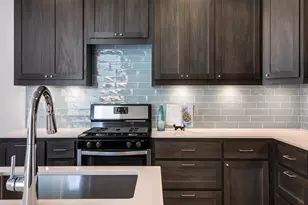 5600 William Holland Ave, Austin, TX 78756 - Photo 8