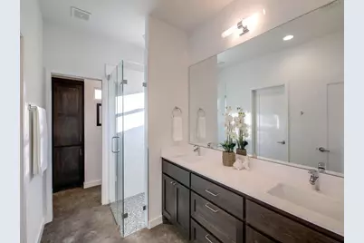 5600 William Holland Avenue #B, Austin, TX 78756 - Photo 16