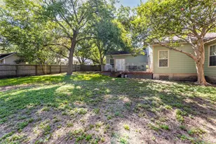 608 E 13th St, Georgetown, TX 78626 - Photo 20