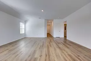 618 Waterway, Hutto, TX 78634 - Photo 6