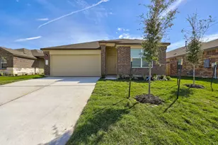 618 Waterway, Hutto, TX 78634 - Photo 2