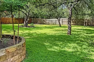 8109 Endeavor Cir, Austin, TX 78726 - Photo 32