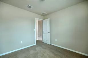 219 Screech Owl Dr, Kyle, TX 78640 - Photo 16