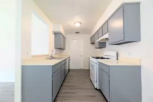 2036 Redwing Way, Round Rock, TX 78664 - Photo 10