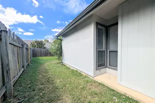 2036 Redwing Way, Round Rock, TX 78664 - Photo 6