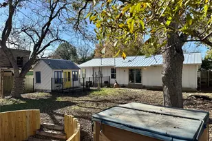 2507 East Side Dr, Austin, TX 78704 - Photo 26