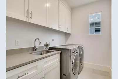 2000 Raleigh Avenue, Austin, TX 78703 - Photo 16