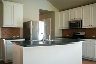 18704 Dry Pond Dr, Pflugerville, TX 78660 - Photo 4