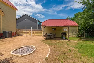 204 Prim Rose St, Blanco, TX 78606 - Photo 34