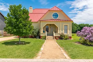 204 Prim Rose St, Blanco, TX 78606 - Photo 1