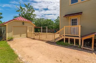 204 Prim Rose St, Blanco, TX 78606 - Photo 38