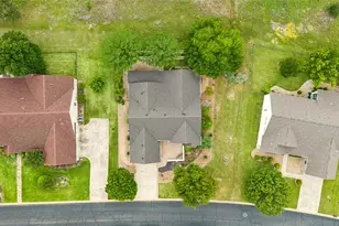 109 Crystal Springs Dr, Georgetown, TX 78633 - Photo 28